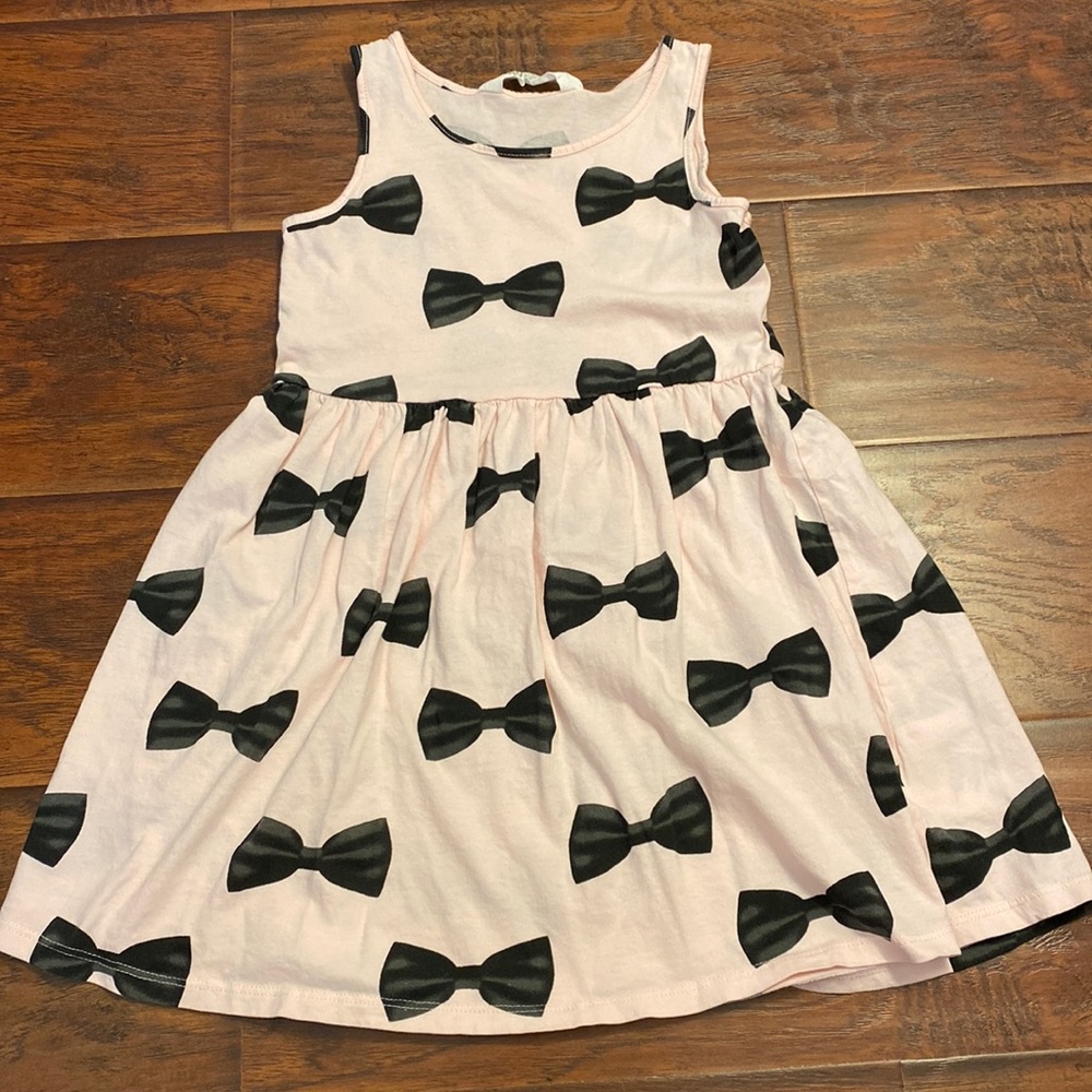 H&M Disney light pink dress Size 6-8Y